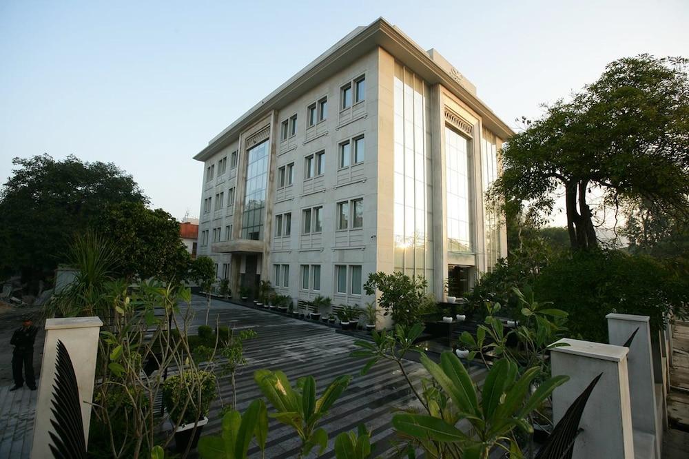 Muse Sarovar Portico Nehru Place New Delhi Ngoại thất bức ảnh