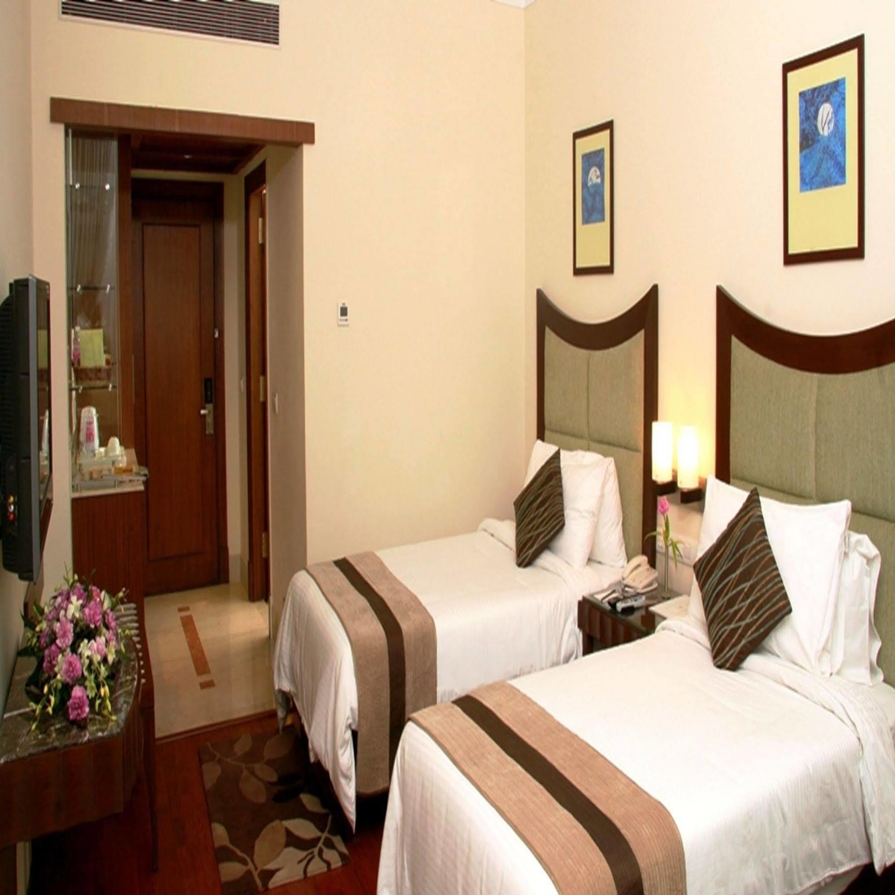 Muse Sarovar Portico Nehru Place New Delhi Ngoại thất bức ảnh